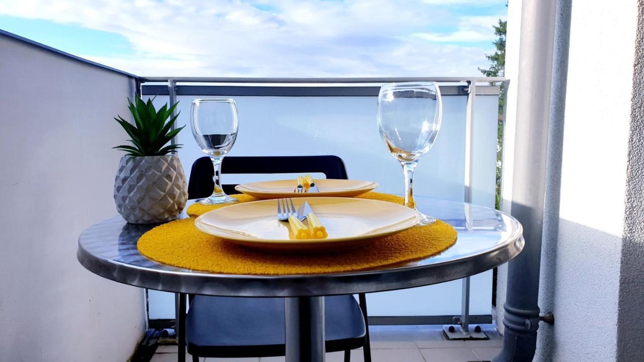 Le Bellevue A 10Min Du Centre A Pied Apartment Annecy Bagian luar foto